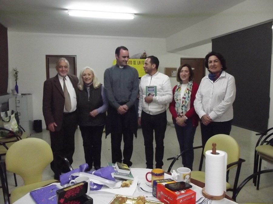 caritas IM P. rafael y Mohad muy sinmpaticos (Copiar)